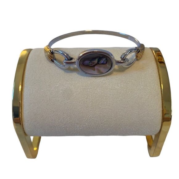 Vintage Avon Two Tone Bracelet w/ Mother of Pearl/Abalone Center Stone. - Picture 5 of 5